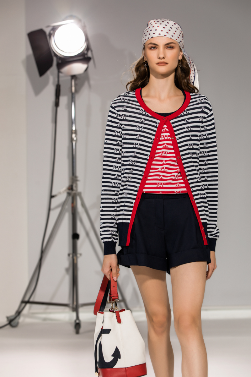 Look navy Naulover
