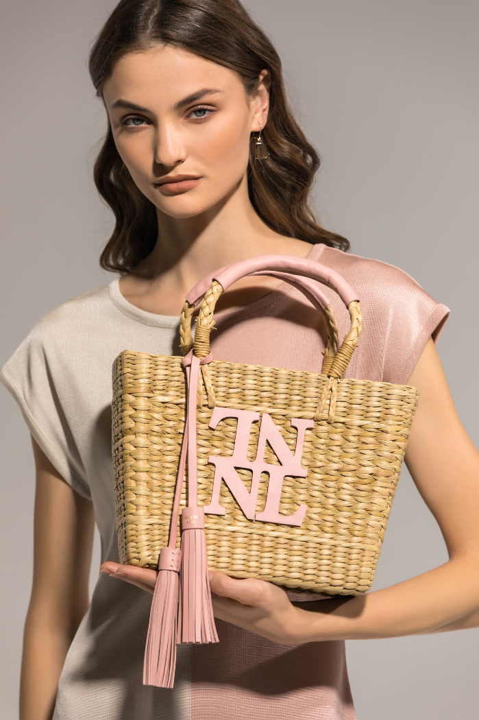Cesta mimbre y piel rosa Naulover