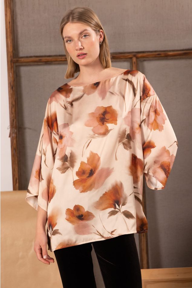 Brusa de setí amb estampat floral