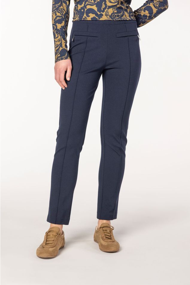 Pantaló pitillo amb nervi marcat
