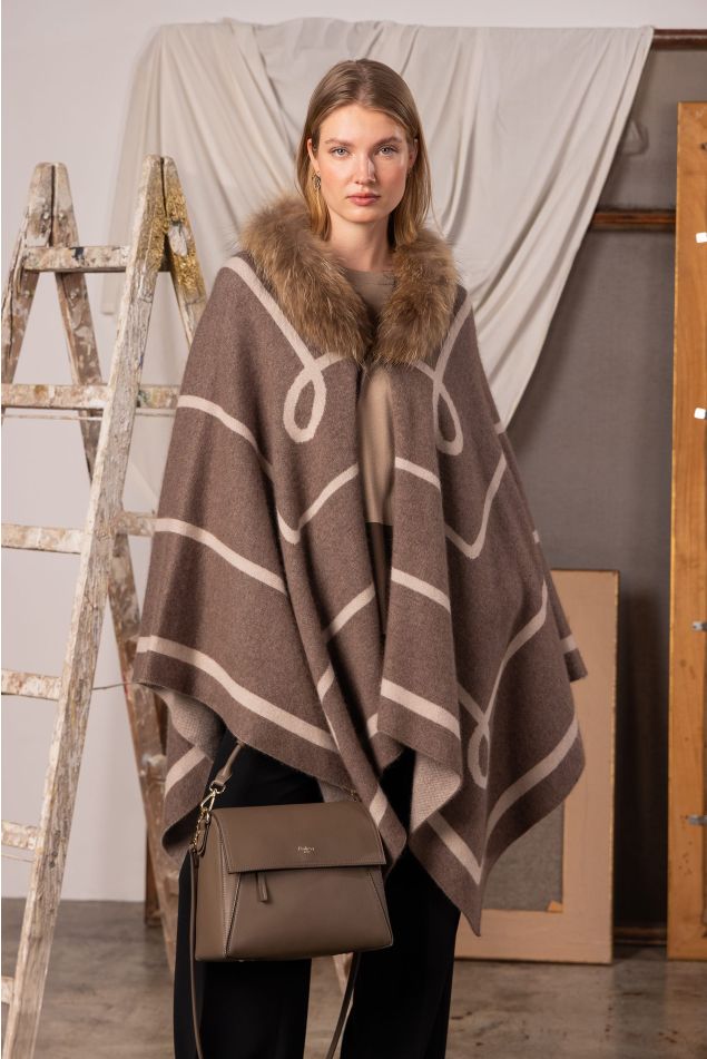 Jacquard knit wool Cape with Faux Fur Collar