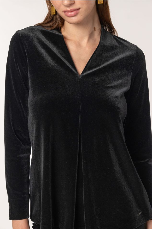 Camisola veludo com prega central