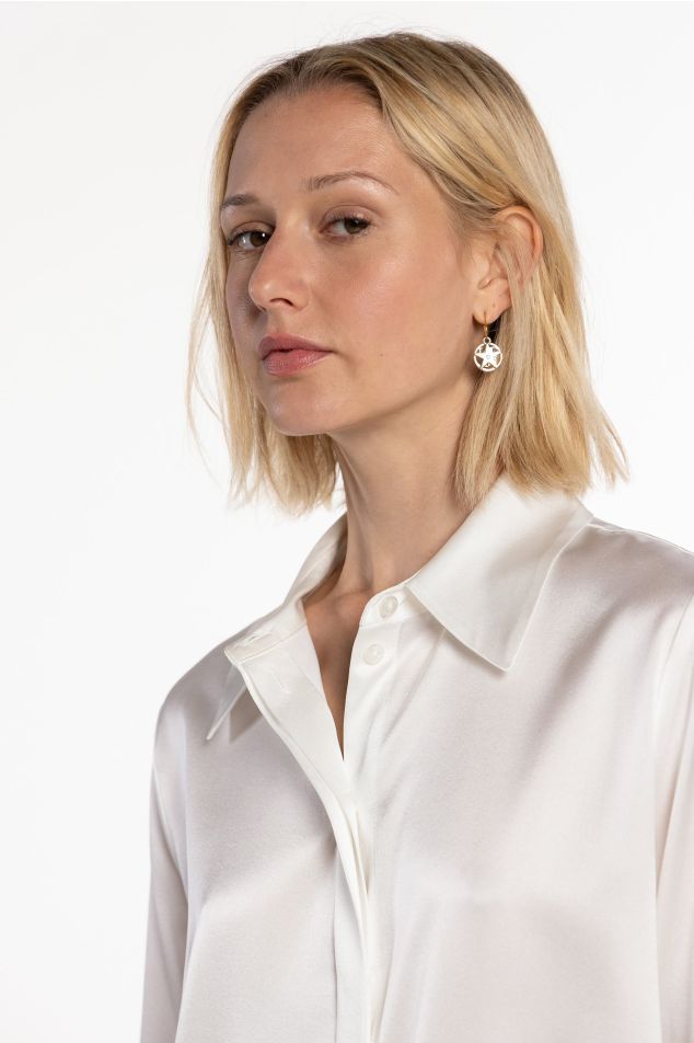 Camisa de setí amb elasticitat