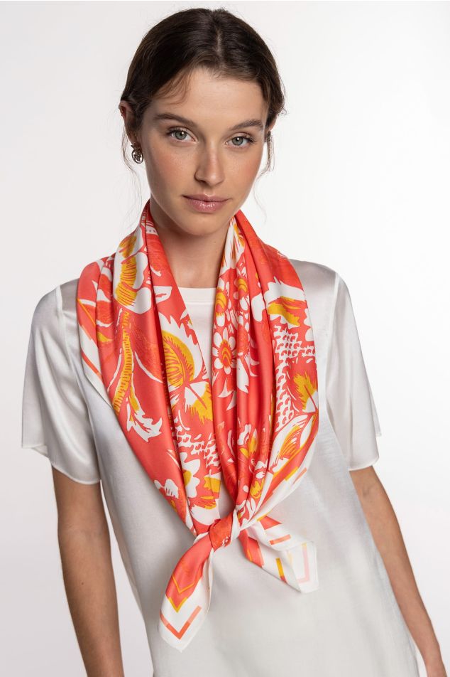 Le Petit Trianon Carré Scarf