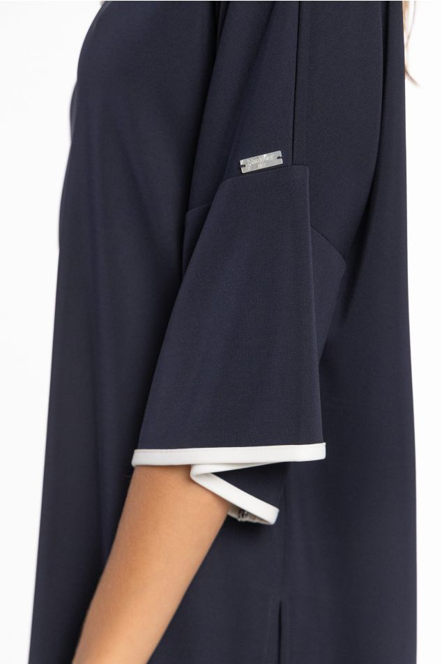 Jersey tunic with contrasting trims on neckline and cuffs