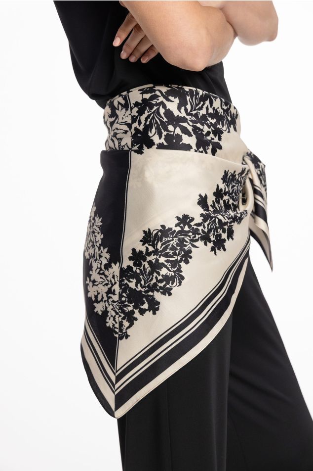 Bouquet Carré Scarf