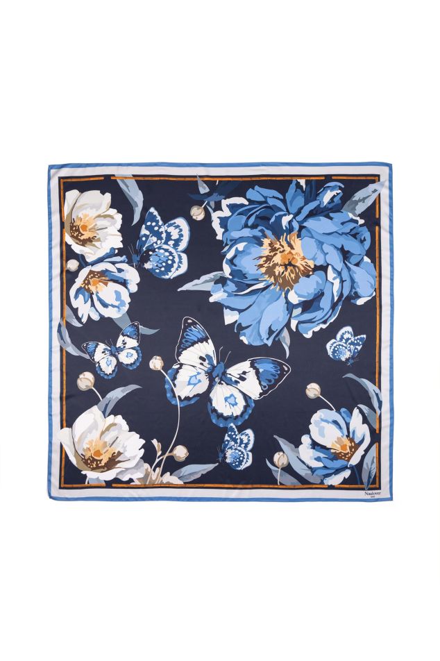 Grand Carré 'Flowers & Butterflies'