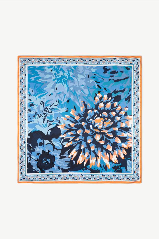 Bella Flor Carré Scarf