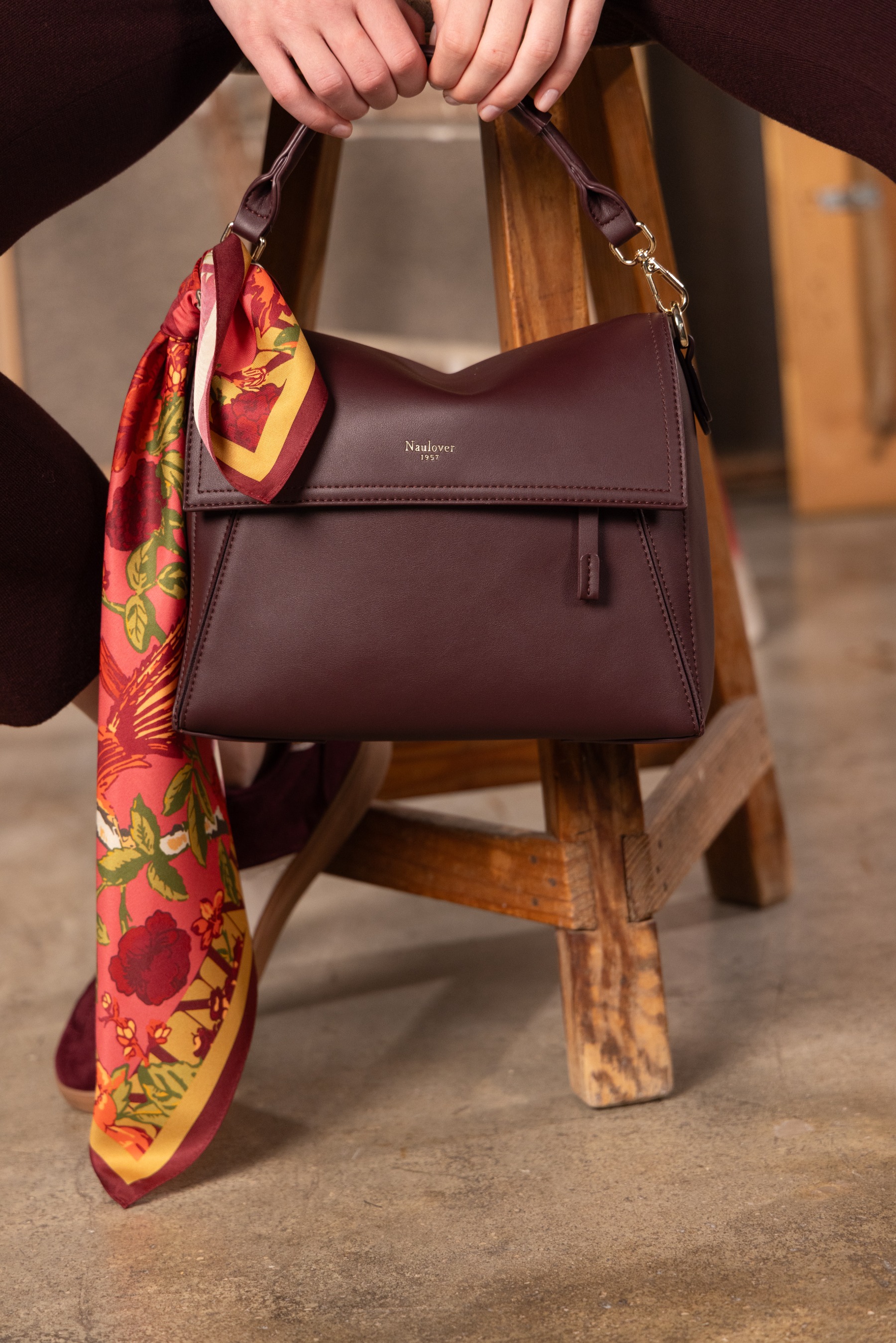 Bolso Cube Burdeos