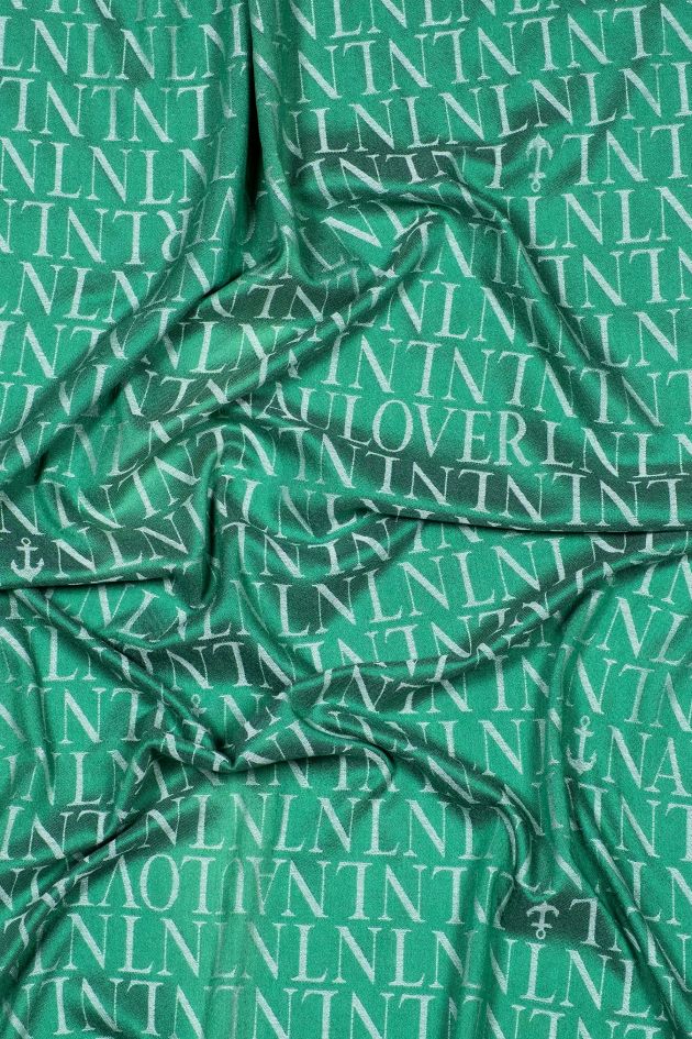 Foulard estampado con el logo de Naulover