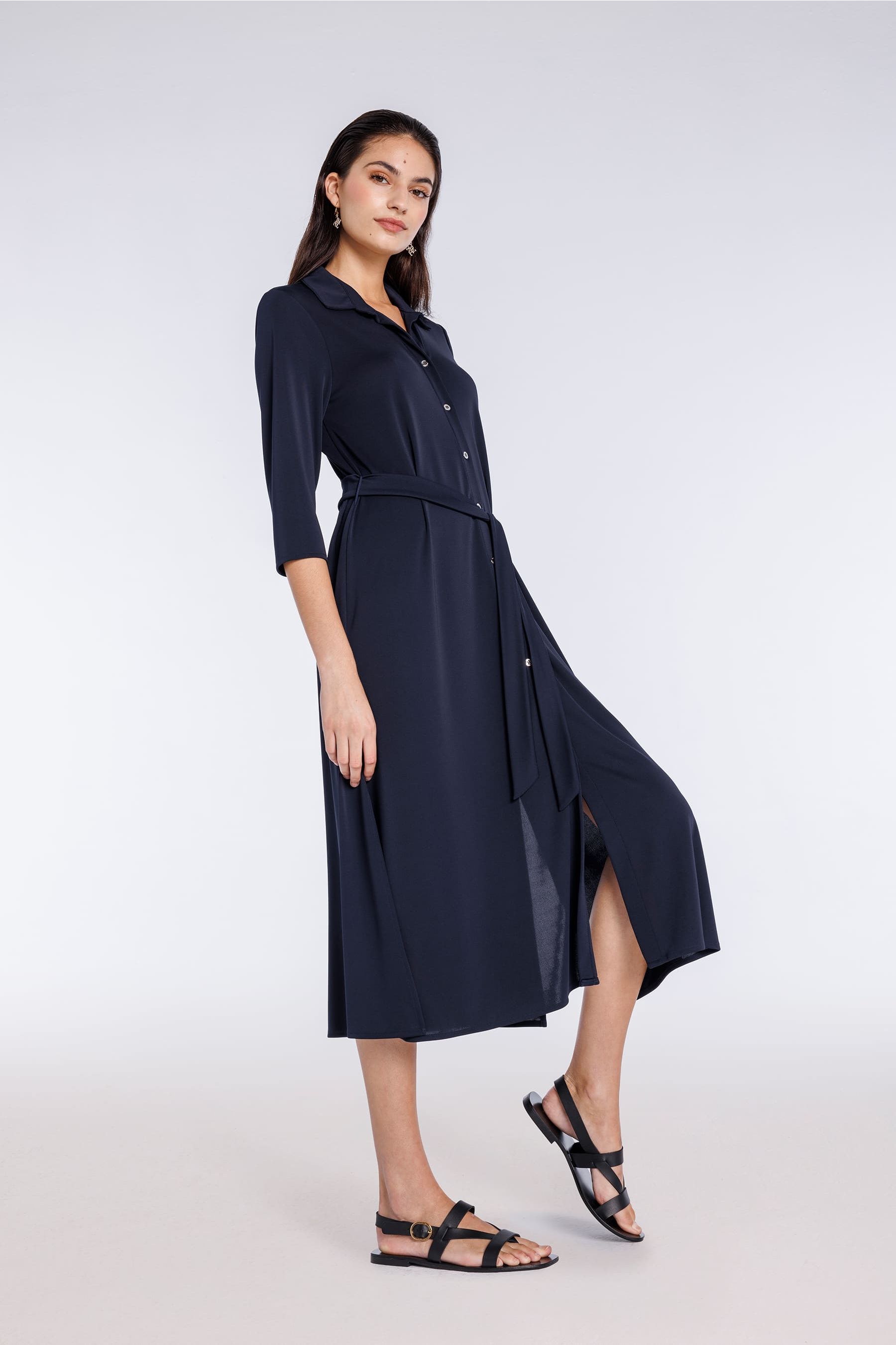 Vestido camisero de verano azul marino